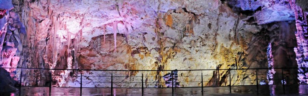 Canelobre Caves
