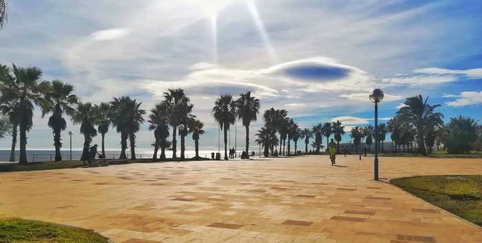 playa flamenca promenada